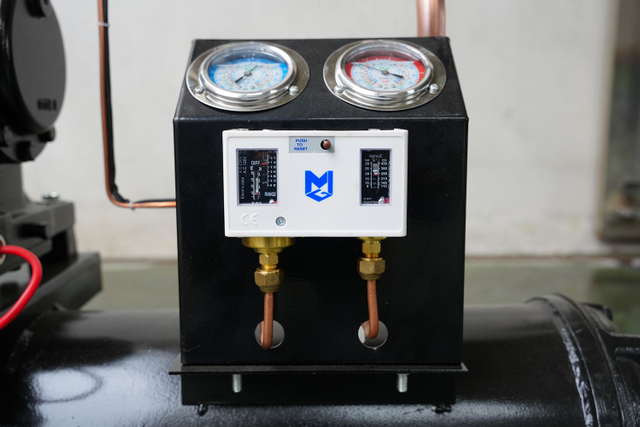Advanced Copeland Semi-Hermetic Energy Saving Condensing Unit