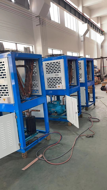 Ready-to-Ship V-Type Air Cooled Condenser 3-10HP (2.2kW-7.35kW Input)