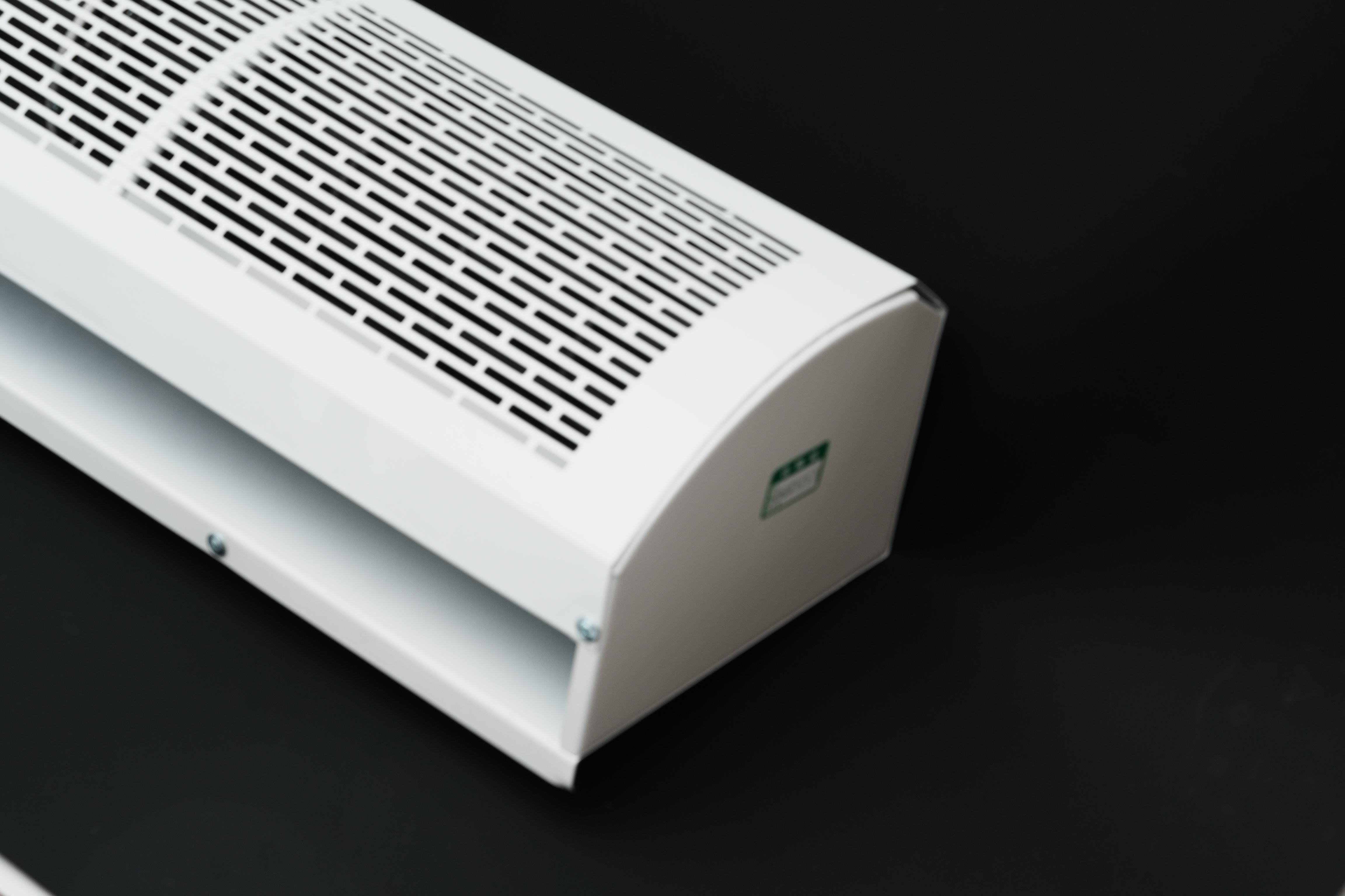 Clevier 0.9m Low Noise Cross Flow Air Curtain with Plastic Blades Color Coated Steel for Cold Room